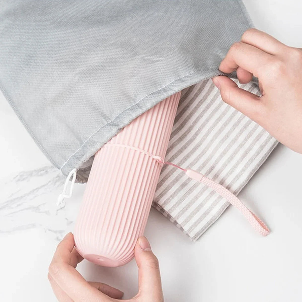 Reise-Etui für Zahnbürste & Zahnpasta – schützt vor Schmutz und Schäden, ideal für Urlaub, Camping & unterwegs